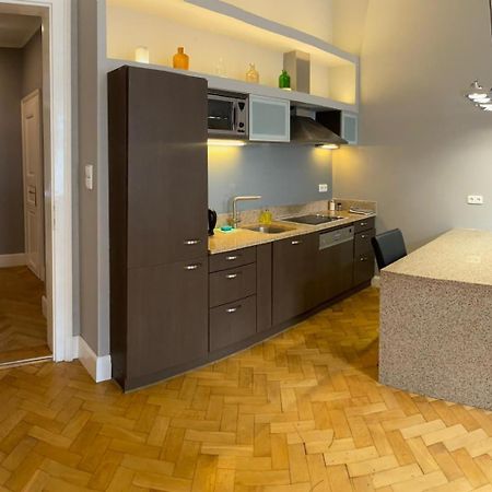 Holec Apartments Praha Bagian luar foto