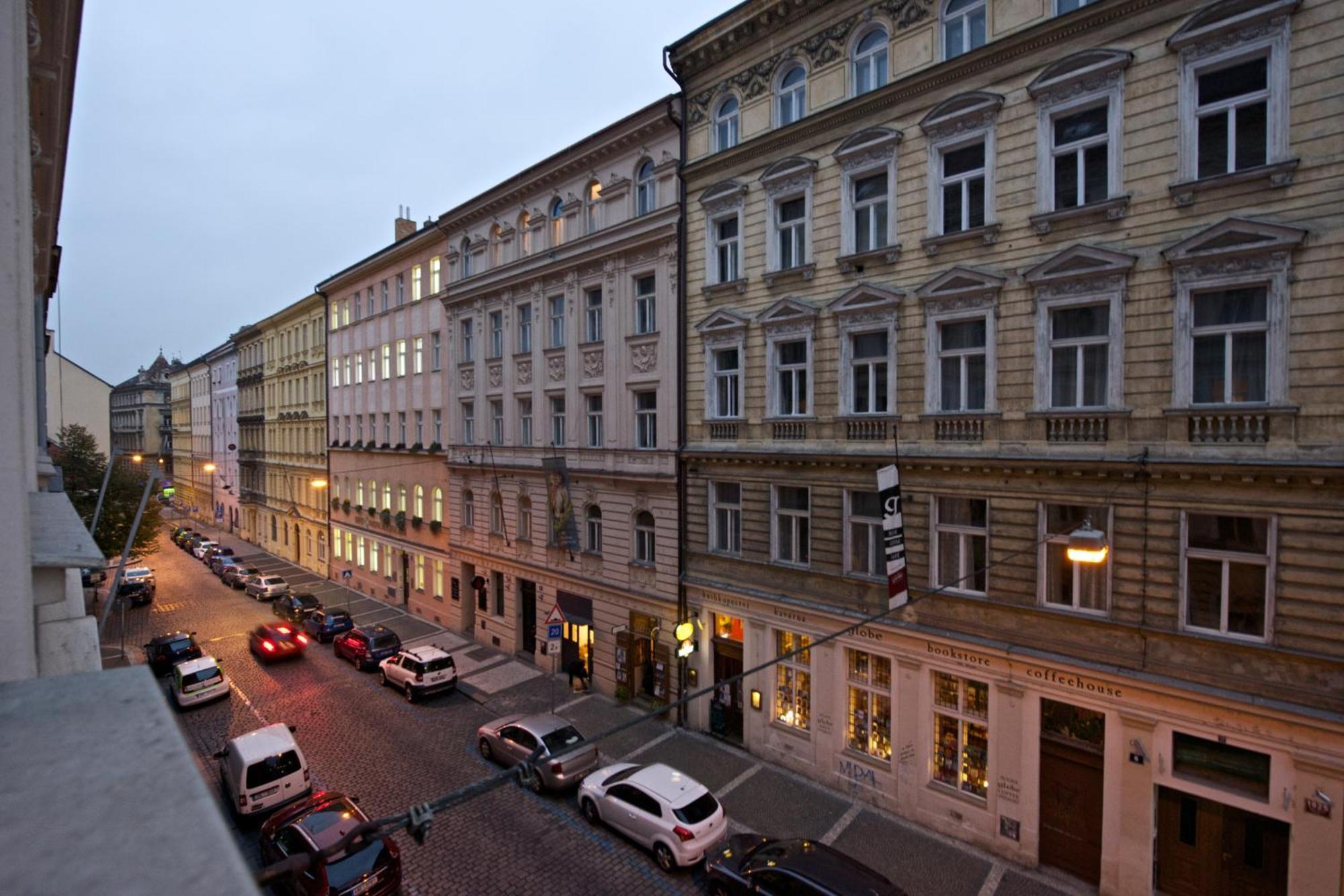 Holec Apartments Praha Ruang foto